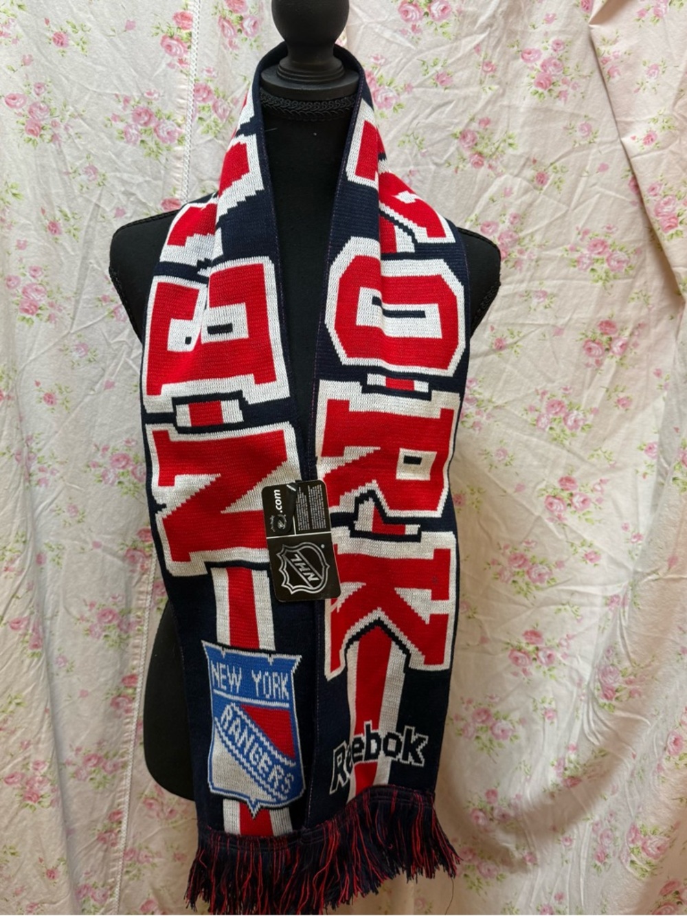 Reebok Navy, Red & White New York Rangers Knit Scarf